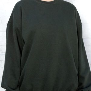 Brandy Melville Erica Oversized Sweatshirt in Forest Green🤍